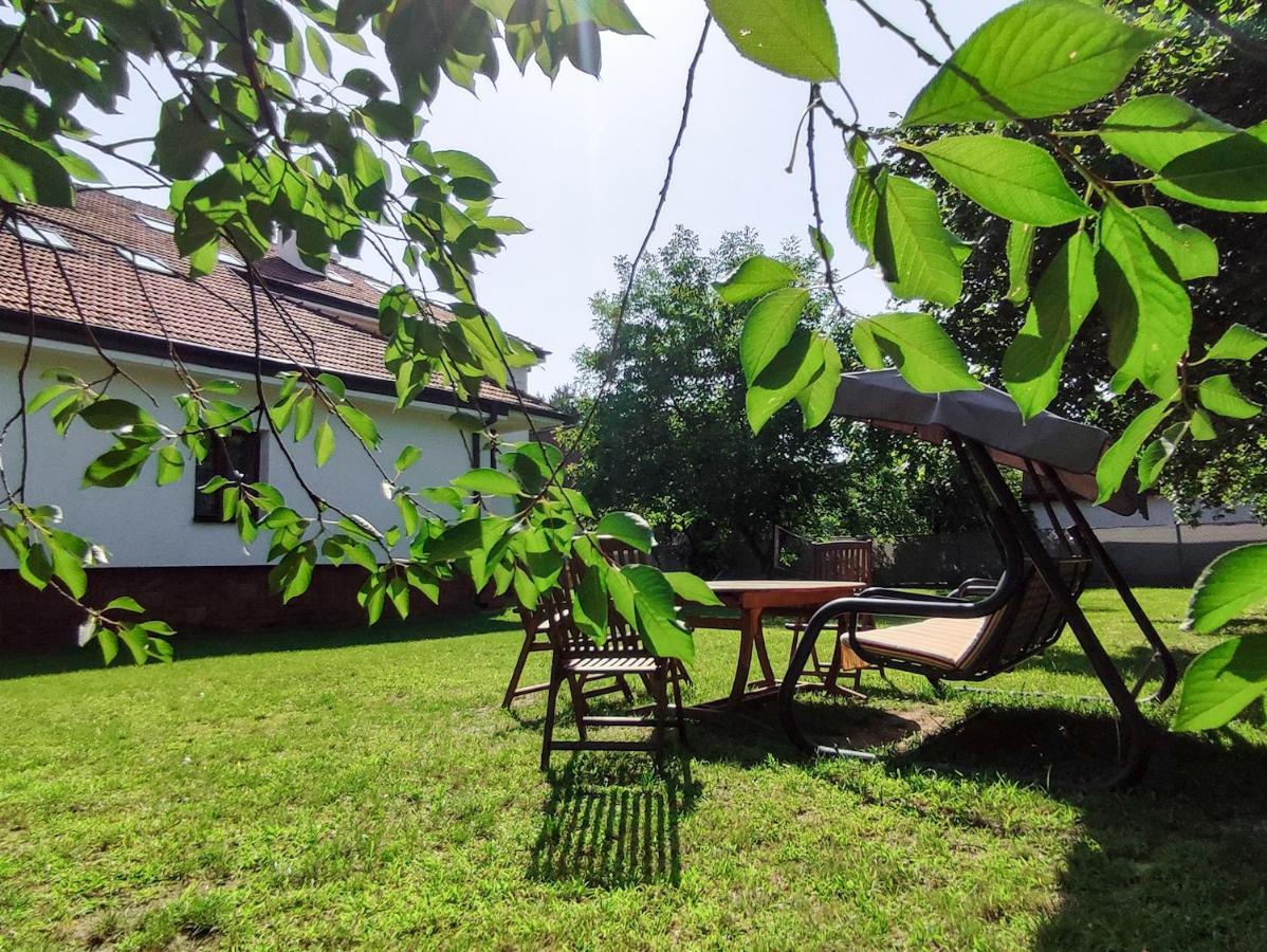 Apart Hostel S8 Blizne Jasinskiego Luaran gambar