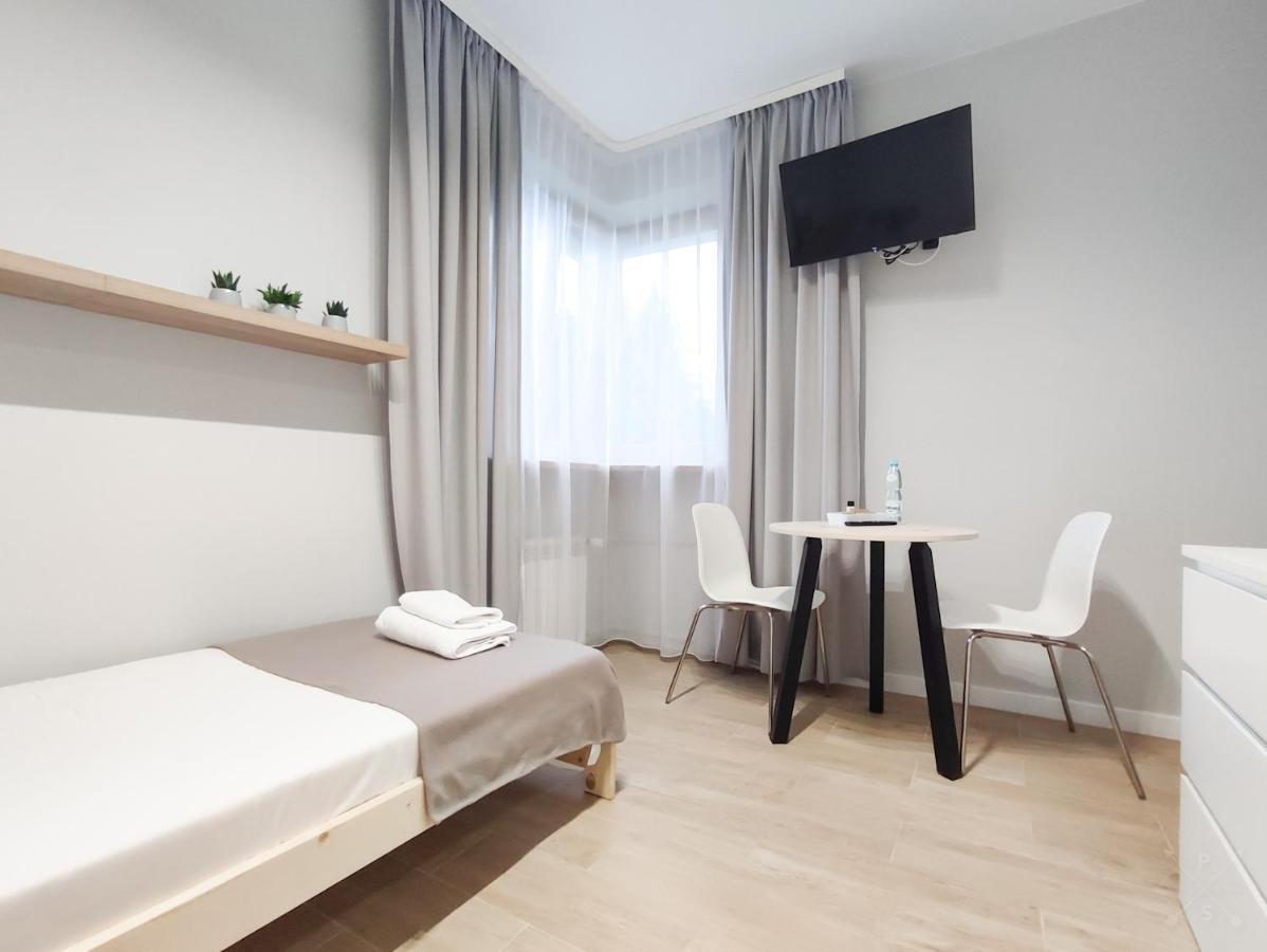 Apart Hostel S8 Blizne Jasinskiego Luaran gambar