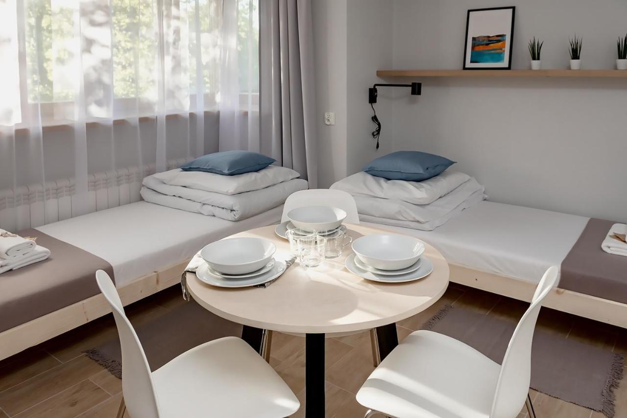 Apart Hostel S8 Blizne Jasinskiego Luaran gambar