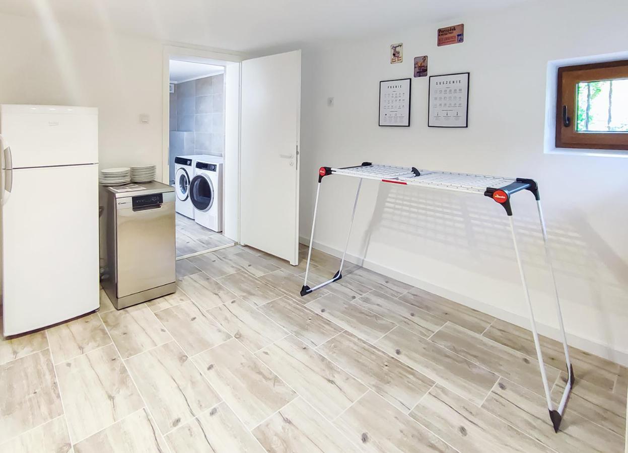 Apart Hostel S8 Blizne Jasinskiego Luaran gambar
